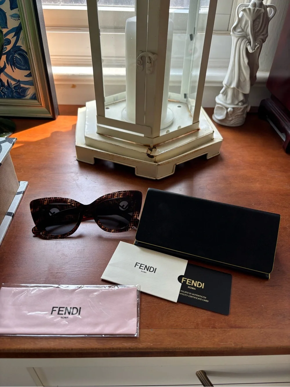 100% Authentic Fendi FF 0327 086 IR Cat-Eye Sunglasses Dark Havana #17